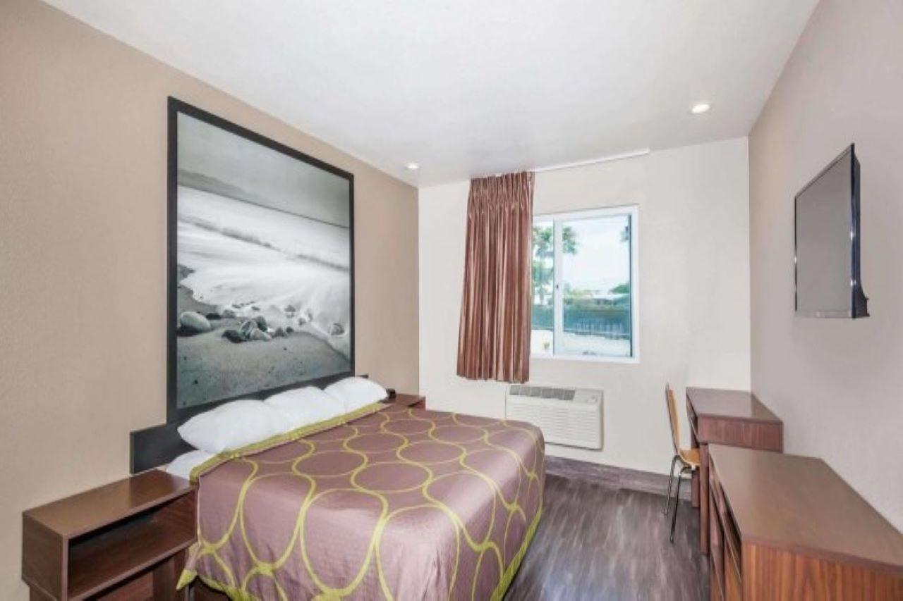 Super 8 By Wyndham San Diego/Imperial Beach エクステリア 写真