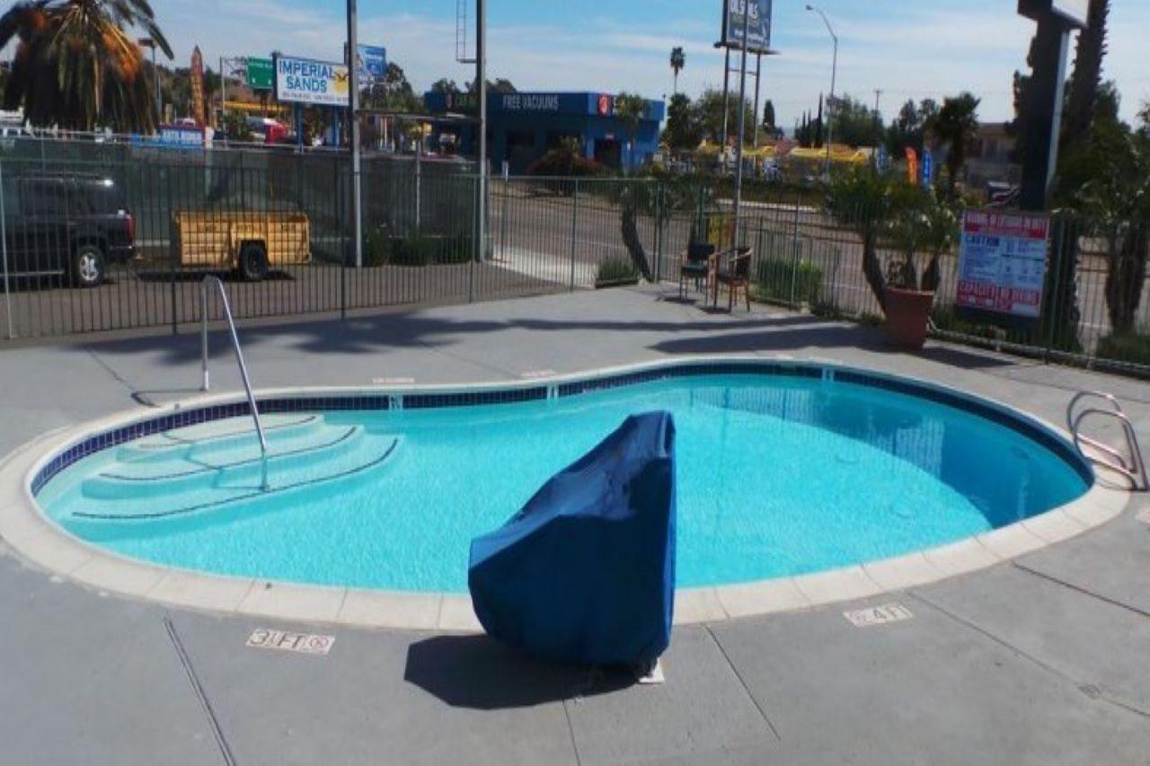 Super 8 By Wyndham San Diego/Imperial Beach エクステリア 写真