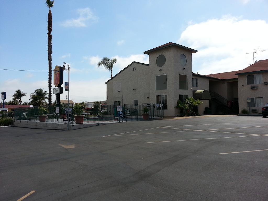 Super 8 By Wyndham San Diego/Imperial Beach エクステリア 写真