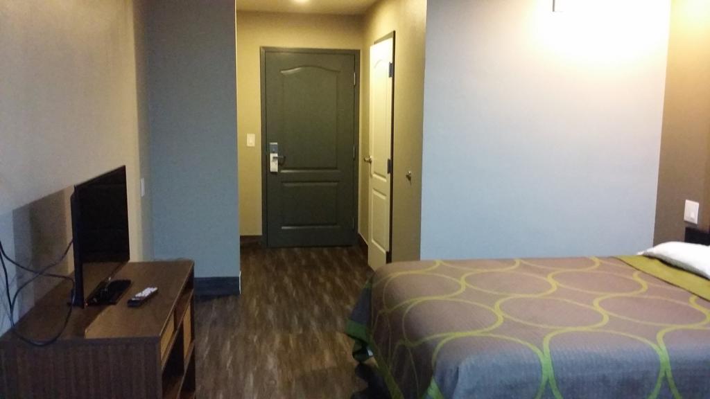 Super 8 By Wyndham San Diego/Imperial Beach エクステリア 写真